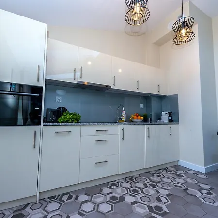 Apartament Maximum *